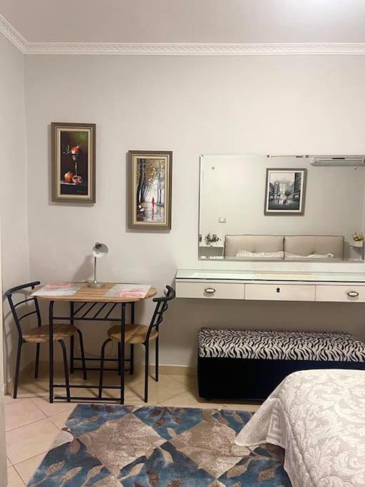 Nice Central Apartment In Tirana City Екстер'єр фото