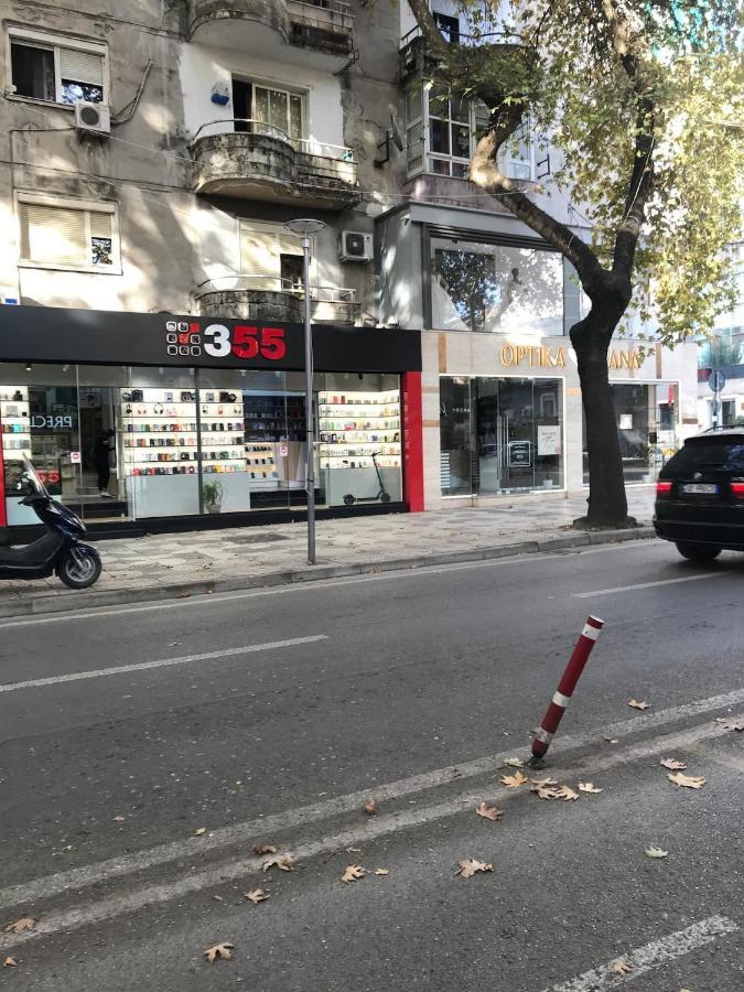 Nice Central Apartment In Tirana City Екстер'єр фото