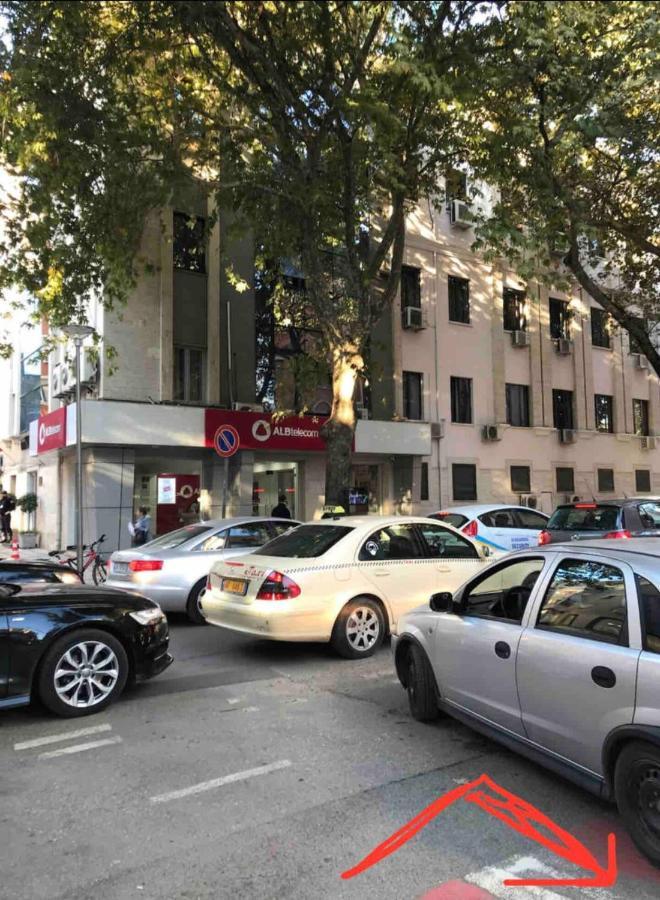 Nice Central Apartment In Tirana City Екстер'єр фото